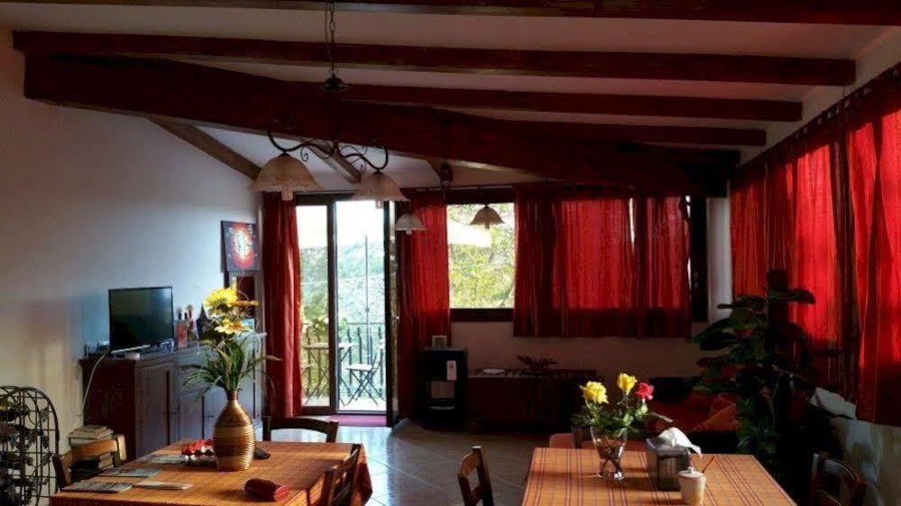 Anthea Dell' Etna Bed and Breakfast Santa Venerina Εξωτερικό φωτογραφία